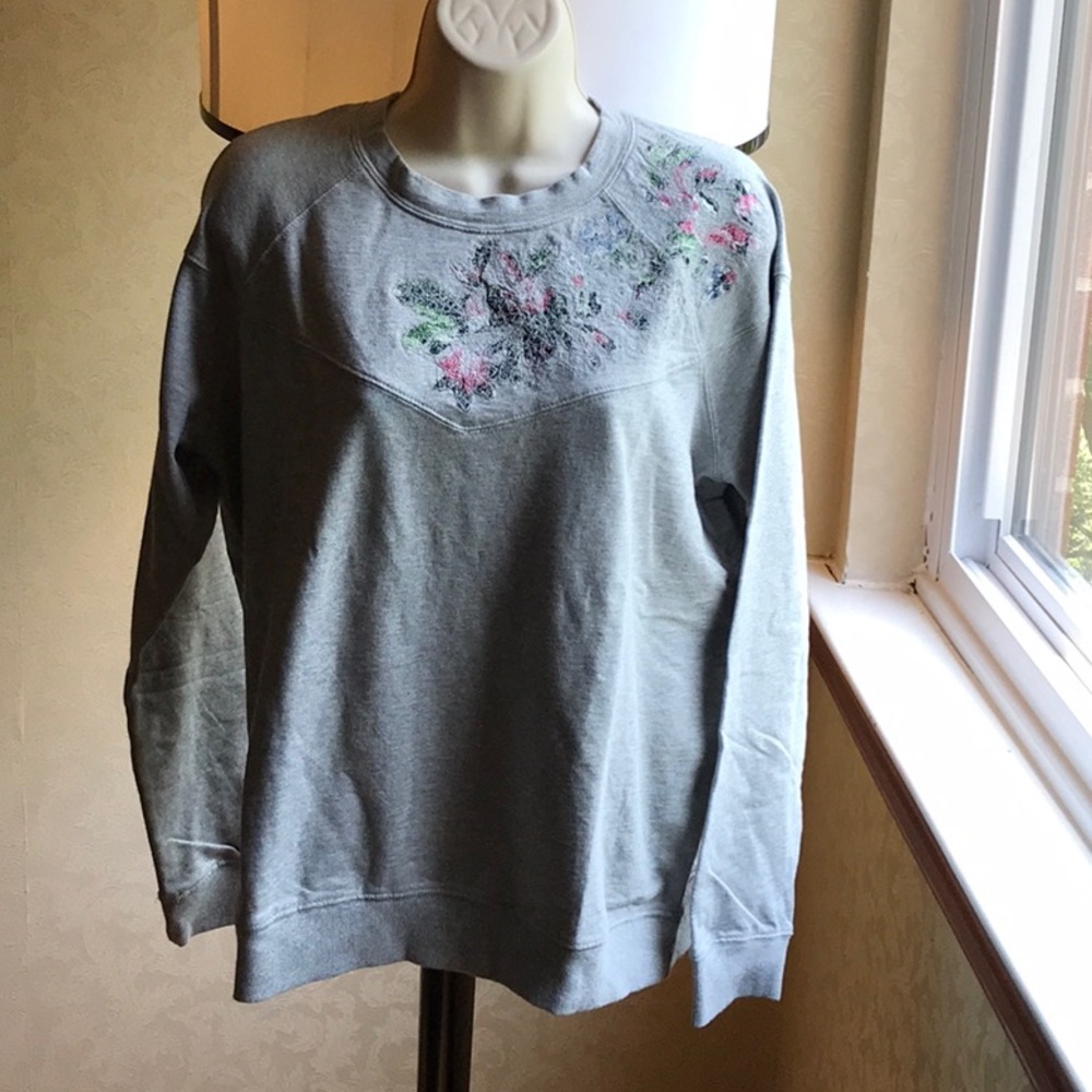 Lucky Brand Gray and Pink Sweatshirt